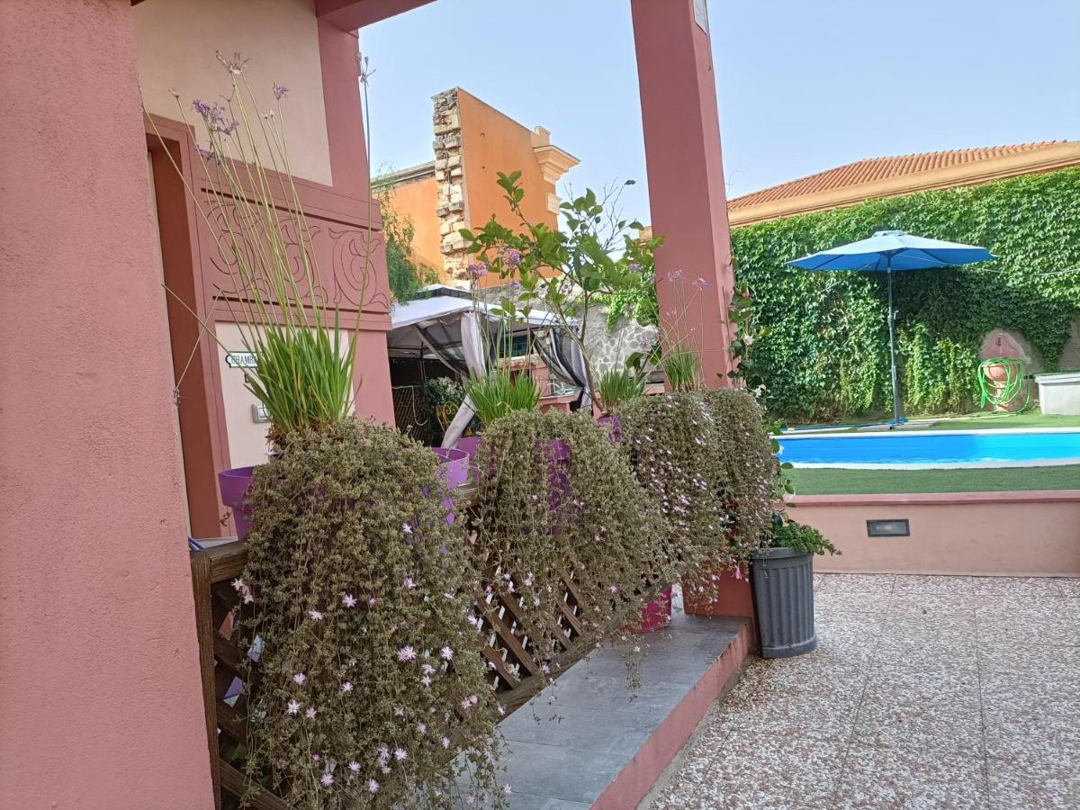 Maison Belle Epoque & Suites Oristano Exterior foto